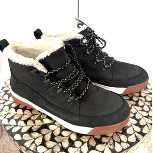 ✨ The North Face Sierra Mid Lace Waterproof Boots | Women’s 8.5 ✨